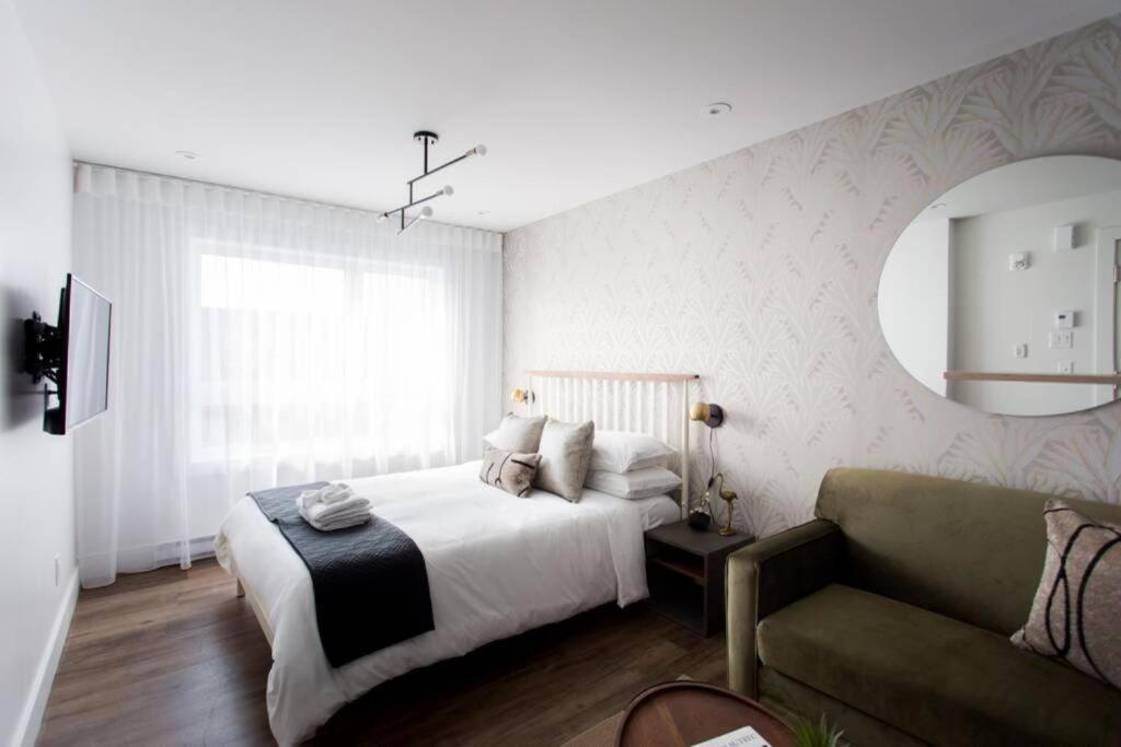 Wonderful Studio In Little Italy With Full Bath By Den Stays Montréal Eksteriør billede